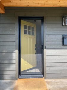 Single Door Screen
