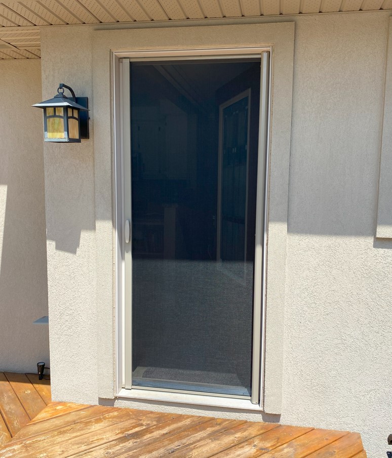 Single Pebble Grey on Back door